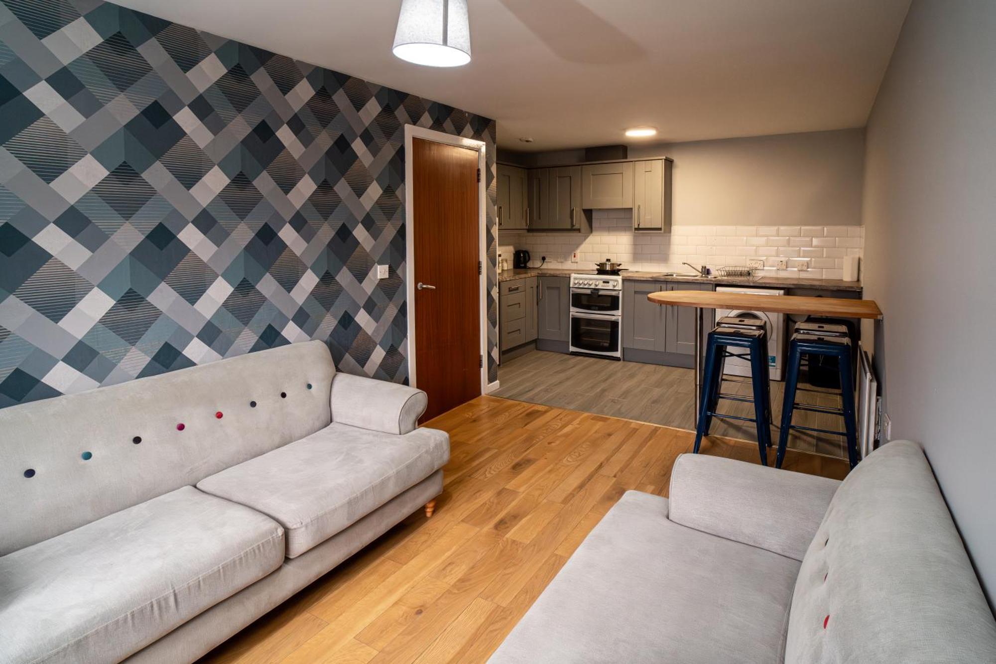 Central Apartment In Belfast City Centre - Sleeps 5 People Exteriör bild